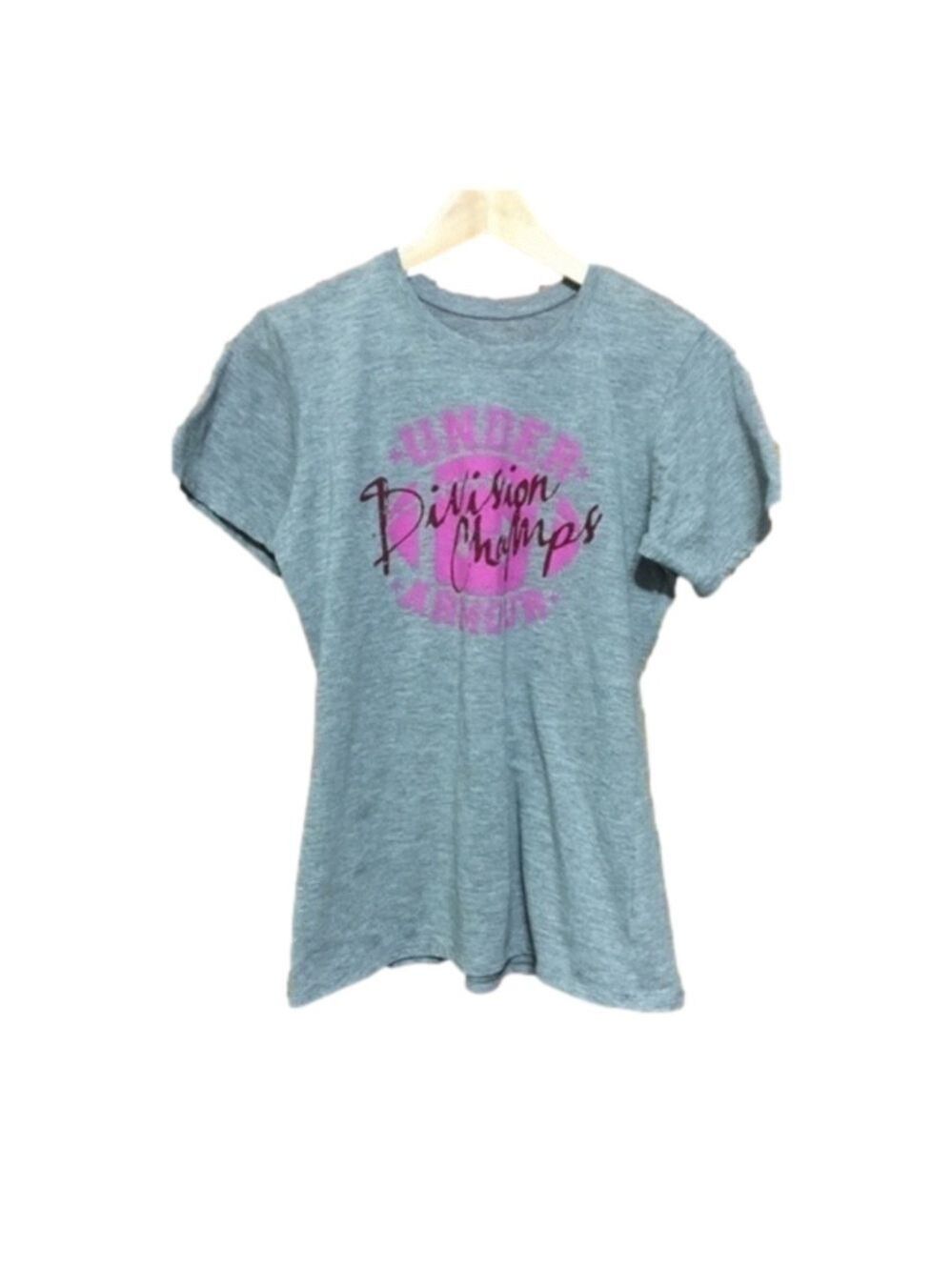 𝅺Under Armour Division Champs semi-fitted HeatGear graphic tee size small